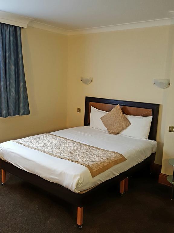 Britannia Hotel Wolverhampton Bagian luar foto