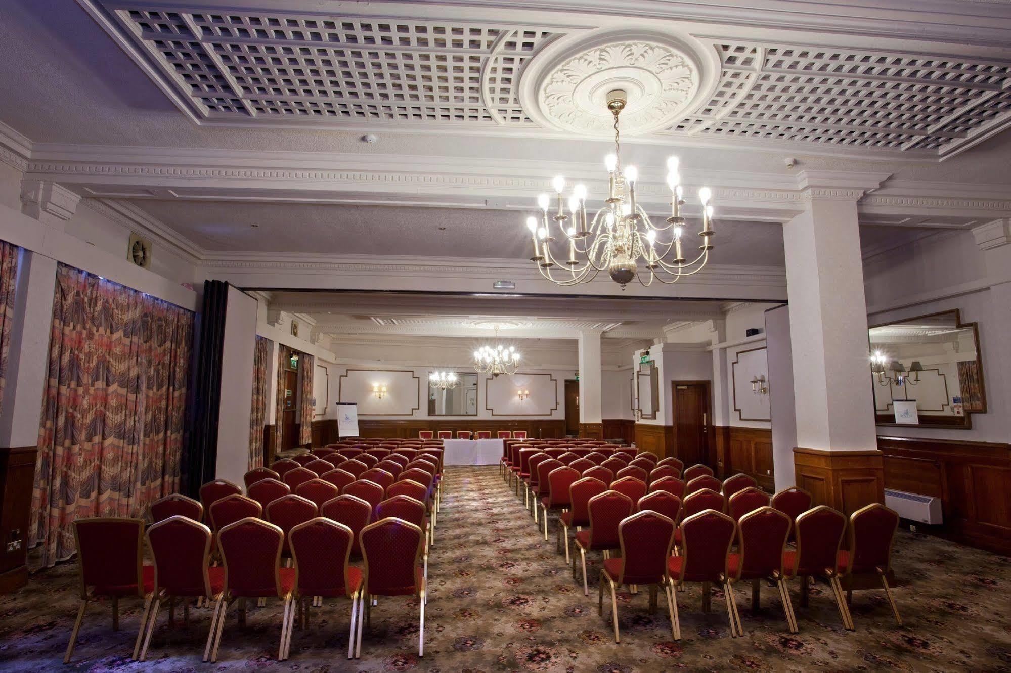 Britannia Hotel Wolverhampton Bagian luar foto