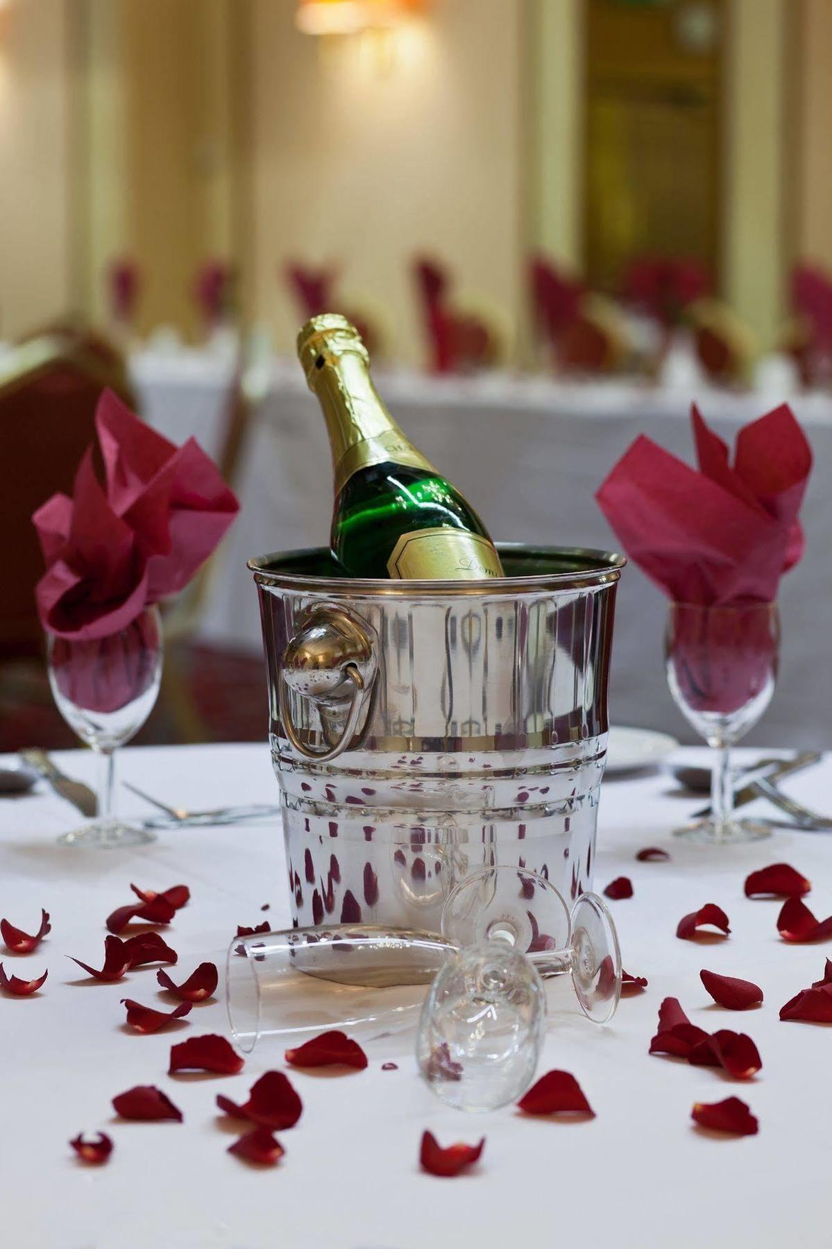 Britannia Hotel Wolverhampton Bagian luar foto