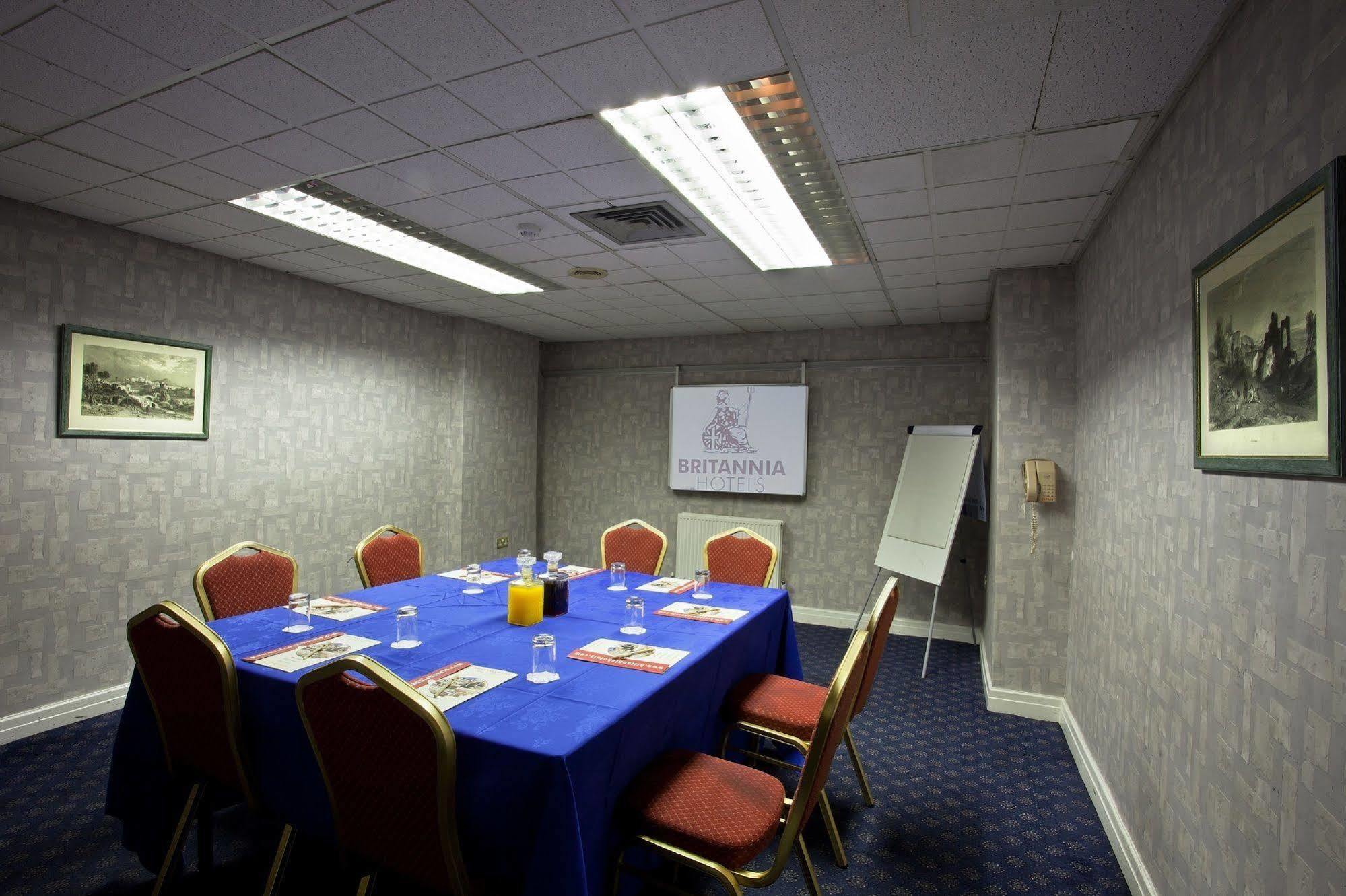 Britannia Hotel Wolverhampton Bagian luar foto