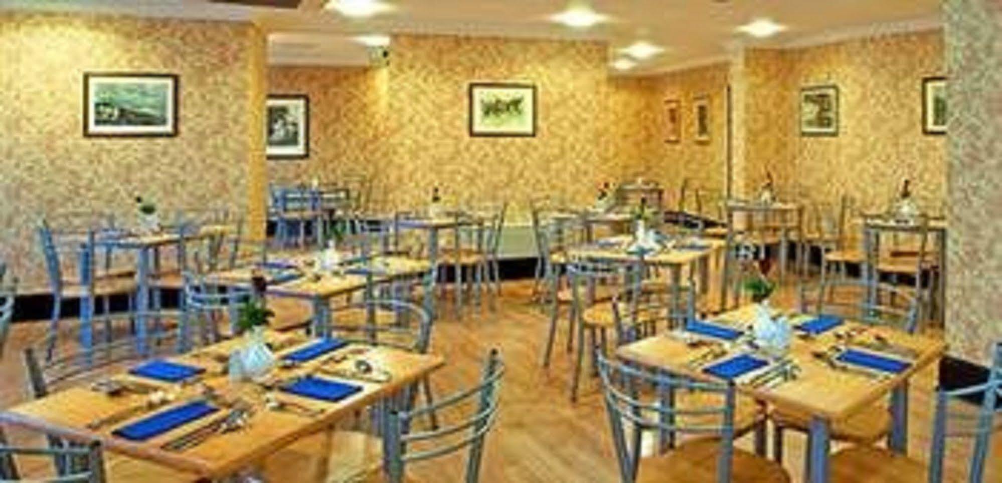 Britannia Hotel Wolverhampton Bagian luar foto